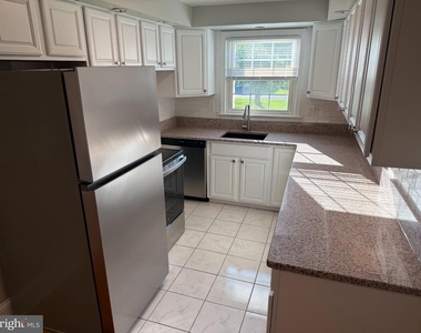 50 Walnut Ave - Photo Thumbnail 18