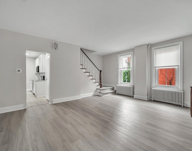376 N Main Street - Photo Thumbnail 2