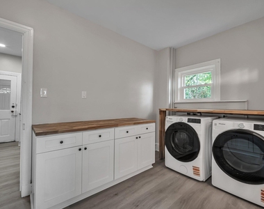 376 N Main Street - Photo Thumbnail 24