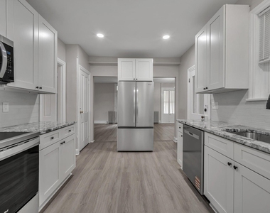 376 N Main Street - Photo Thumbnail 8