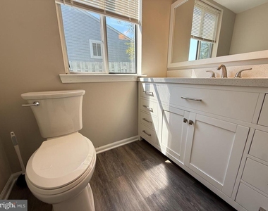 63 Hillcroft Way - Photo Thumbnail 3