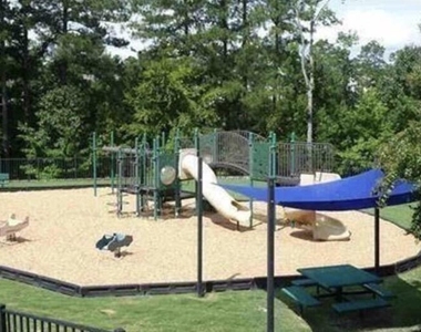 7400 Lagrange Drive - Photo Thumbnail 13