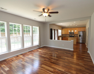 7400 Lagrange Drive - Photo Thumbnail 5