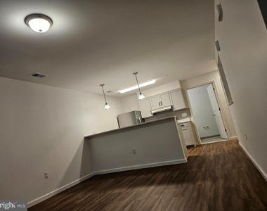 200 Hamilton Avenue - Photo Thumbnail 6