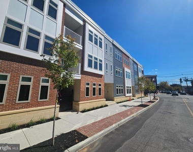 200 Hamilton Avenue - Photo Thumbnail 19