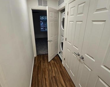 200 Hamilton Avenue - Photo Thumbnail 14