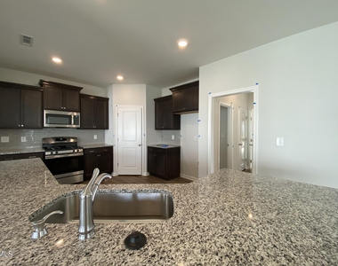 17 Red Crabapple Lane - Photo Thumbnail 8
