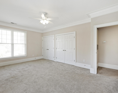 623 Waterford Lake Drive - Photo Thumbnail 17