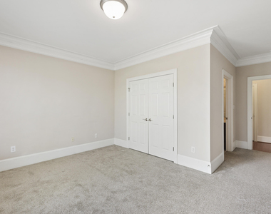 623 Waterford Lake Drive - Photo Thumbnail 21
