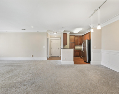 623 Waterford Lake Drive - Photo Thumbnail 3