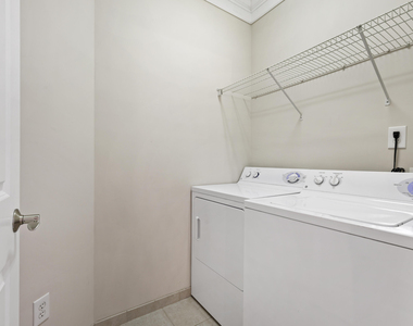 623 Waterford Lake Drive - Photo Thumbnail 22