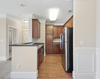 623 Waterford Lake Drive - Photo Thumbnail 12