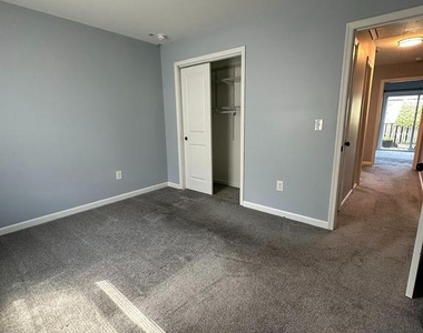 18 Harrington Lane - Photo Thumbnail 8