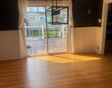 29 E Franklin Avenue - Photo Thumbnail 6