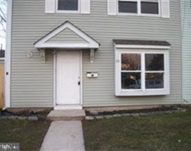 23 Lerner Court - Photo Thumbnail 3