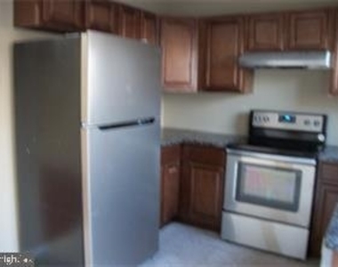 23 Lerner Court - Photo Thumbnail 6