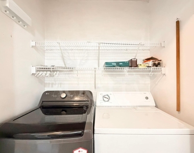 1707 Zachary Brook Lane - Photo Thumbnail 25