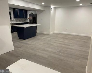 75 N Locust Avenue - Photo Thumbnail 2