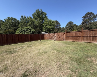 600 Manns Chapel Road - Photo Thumbnail 9