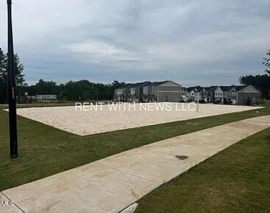 308 Leland Crest Drive - Photo Thumbnail 26