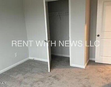 308 Leland Crest Drive - Photo Thumbnail 17