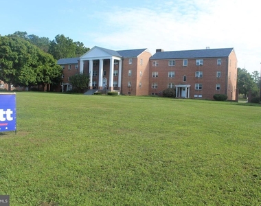 300 Northern Avenue - Photo Thumbnail 2