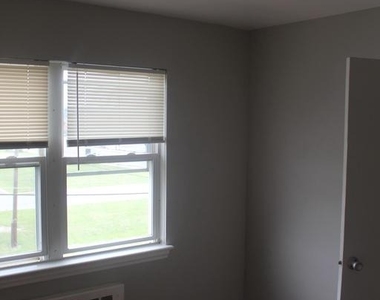 300 Northern Avenue - Photo Thumbnail 12