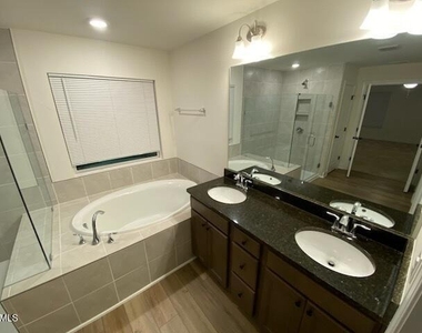 360 Highview Drive - Photo Thumbnail 16