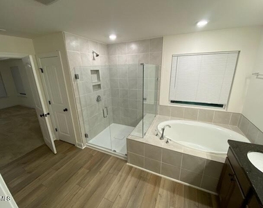 360 Highview Drive - Photo Thumbnail 15