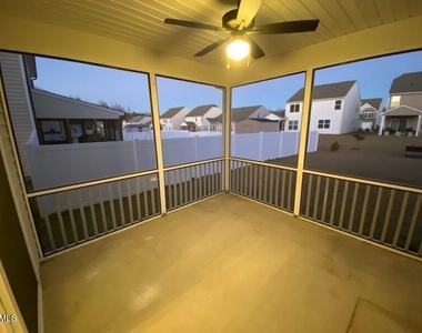360 Highview Drive - Photo Thumbnail 6