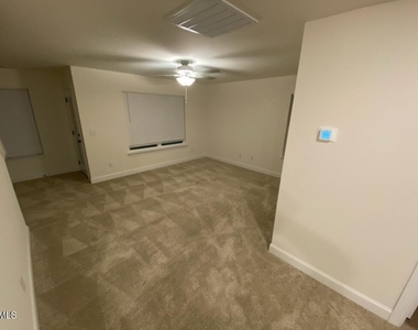 360 Highview Drive - Photo Thumbnail 20