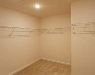136 Eagleson Street - Photo Thumbnail 30