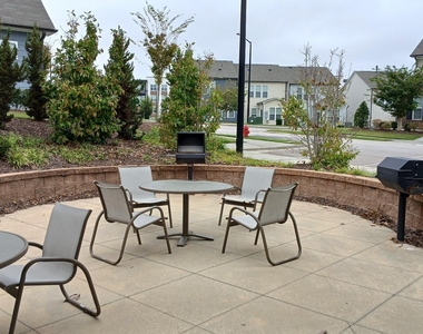 136 Eagleson Street - Photo Thumbnail 36