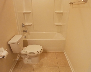 136 Eagleson Street - Photo Thumbnail 18