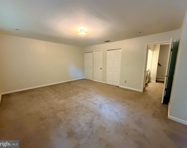 4834 Brookstone Terrace - Photo Thumbnail 15