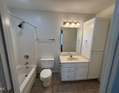 11371 Clubhaven Place - Photo Thumbnail 21
