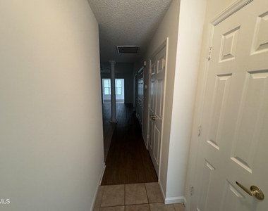 11371 Clubhaven Place - Photo Thumbnail 4