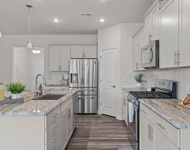 4712 Winnipesaukee Lane - Photo Thumbnail 10