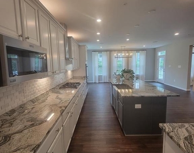 16622 Tortola Drive - Photo Thumbnail 15