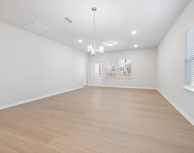 677 Fosterton Cottage Way - Photo Thumbnail 11