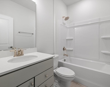 677 Fosterton Cottage Way - Photo Thumbnail 14