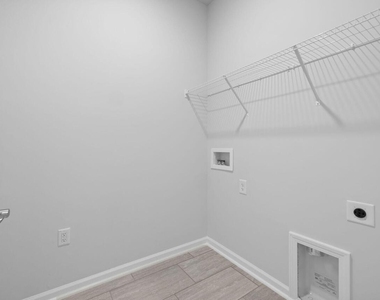 677 Fosterton Cottage Way - Photo Thumbnail 32