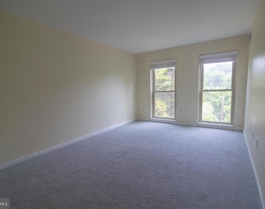 5201 Newton Street - Photo Thumbnail 5