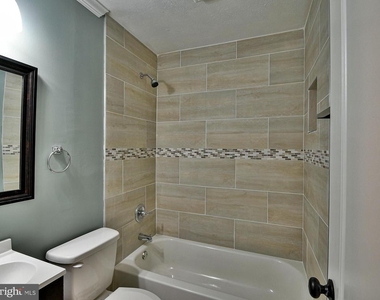 6308 Larwin Drive - Photo Thumbnail 17