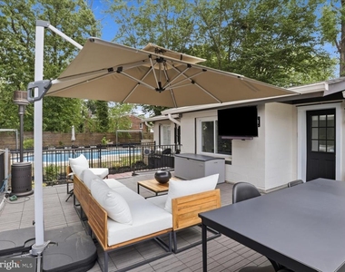 6410 Bushey Drive - Photo Thumbnail 55