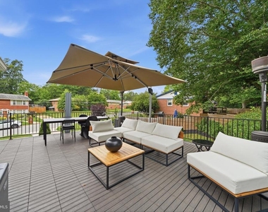 6410 Bushey Drive - Photo Thumbnail 48