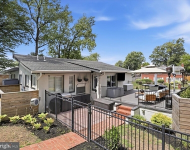 6410 Bushey Drive - Photo Thumbnail 51