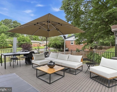 6410 Bushey Drive - Photo Thumbnail 54