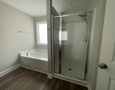 127 Laporte Path - Photo Thumbnail 3