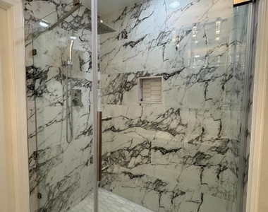 2410 Kegwood Lane - Photo Thumbnail 8